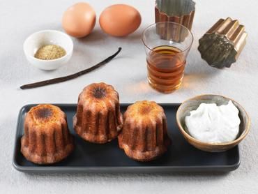 Cannelés et chantilly de yaourt de brebis